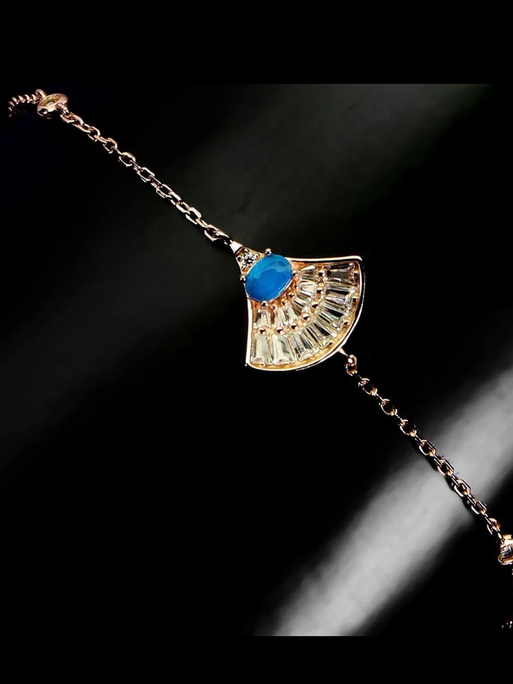 ✨New✨Natural Blue Fire Opal 14kt/925 Fan Bracelet